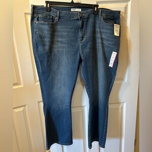 Levi’s Signature Gold Size 28S Waist 39 Women's Bootcut Blue Jeans Stretchy NWT